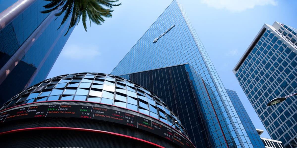 Cae la Bolsa Mexicana de Valores por amenazas de Trump